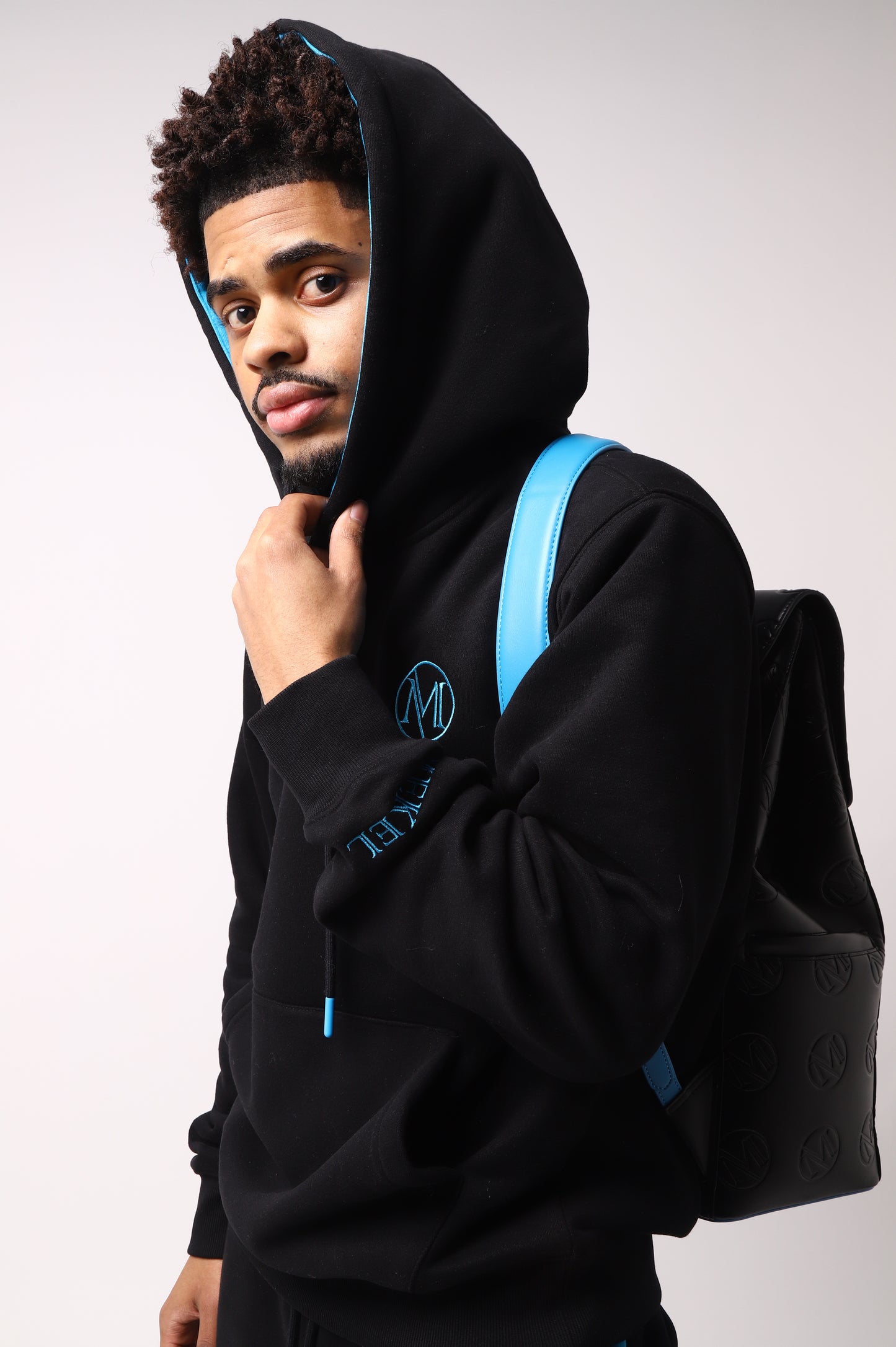 Mekel Hoodie
